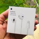 Apple EarPods with Lightning Connector